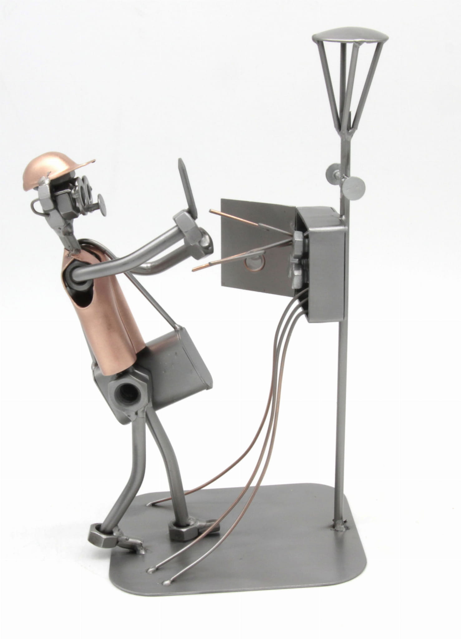 FIGURKA Z METALU - ELEKTRYK II