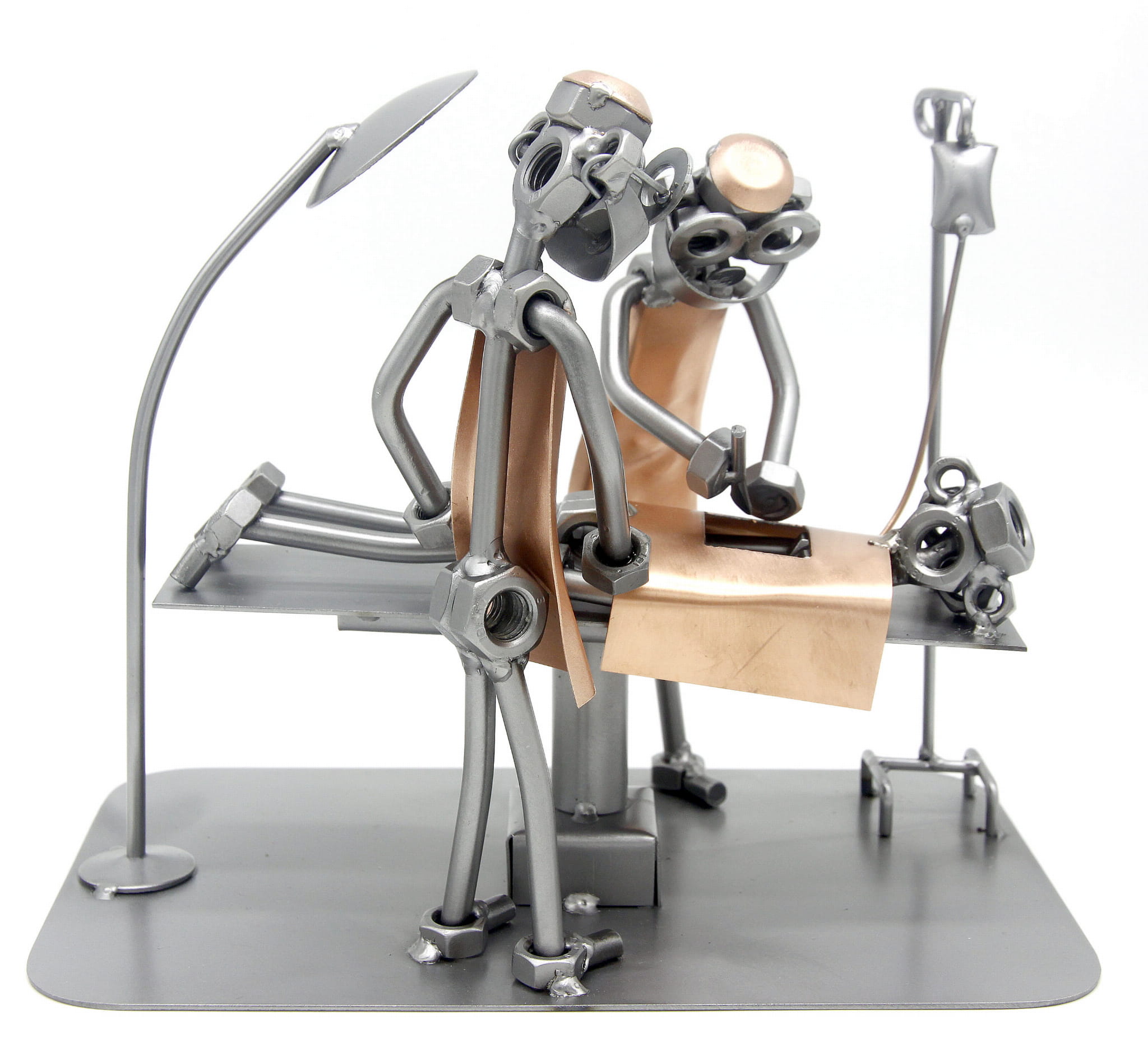 FIGURKA Z METALU - NEUROCHIRURG II - KRĘGOSŁUP